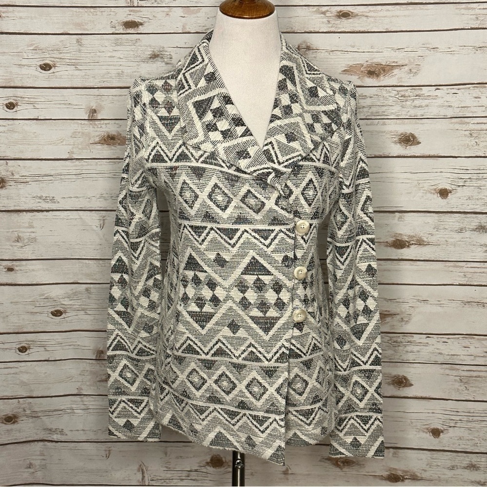Lucky Brand blue/white Aztec jacket Size Medium
